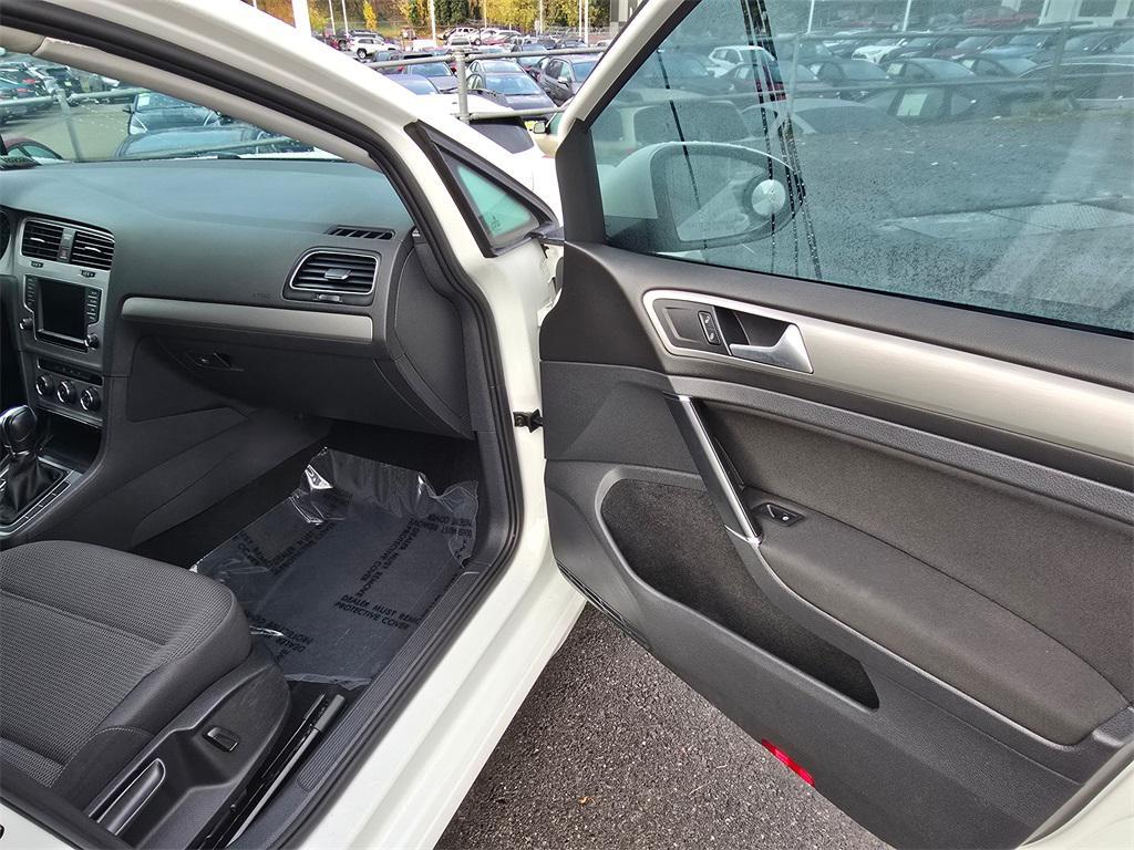 used 2016 Volkswagen Golf SportWagen car, priced at $8,749