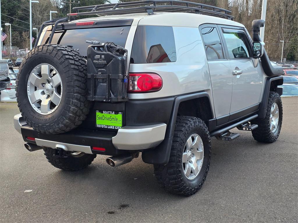 used 2007 Toyota FJ Cruiser car, priced at $15,895