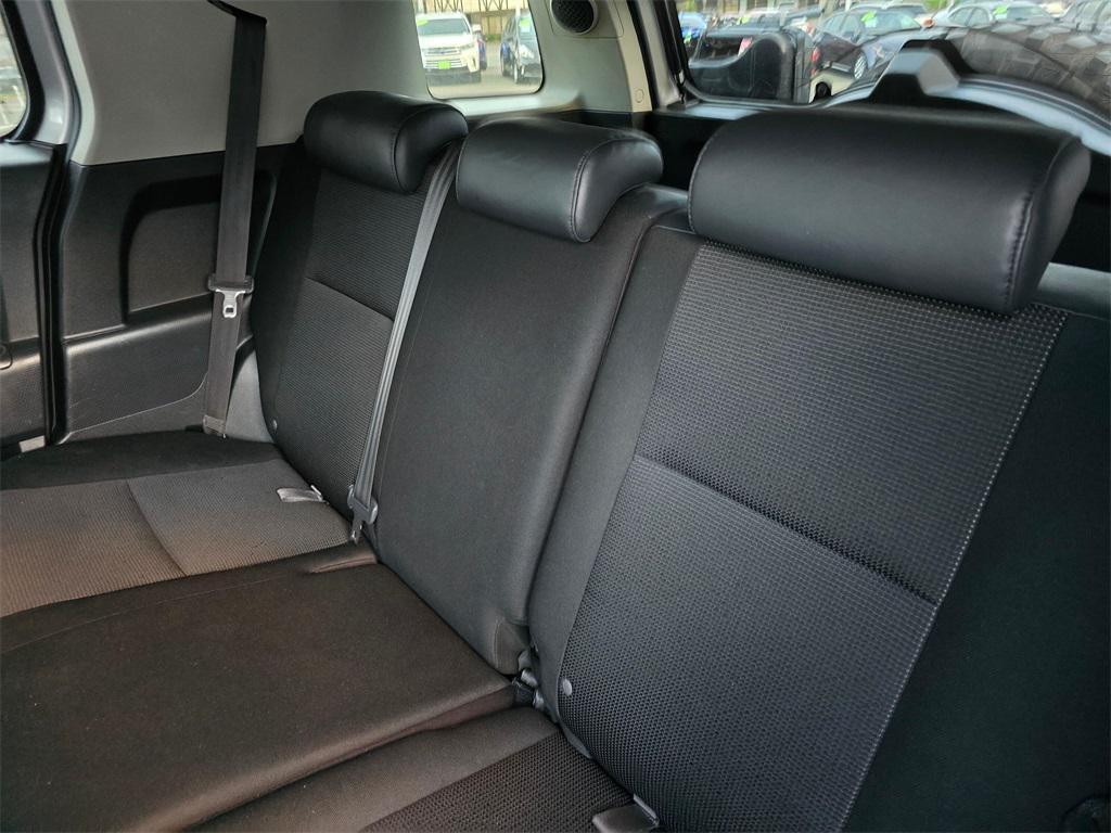 used 2007 Toyota FJ Cruiser car, priced at $15,895