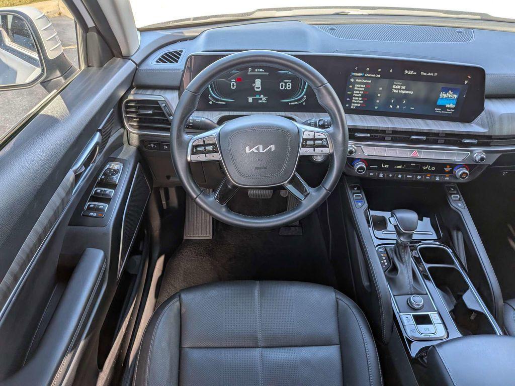 used 2025 Kia Telluride car