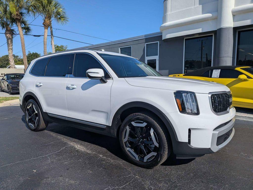 used 2025 Kia Telluride car