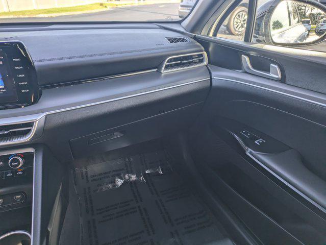 used 2023 Kia K5 car