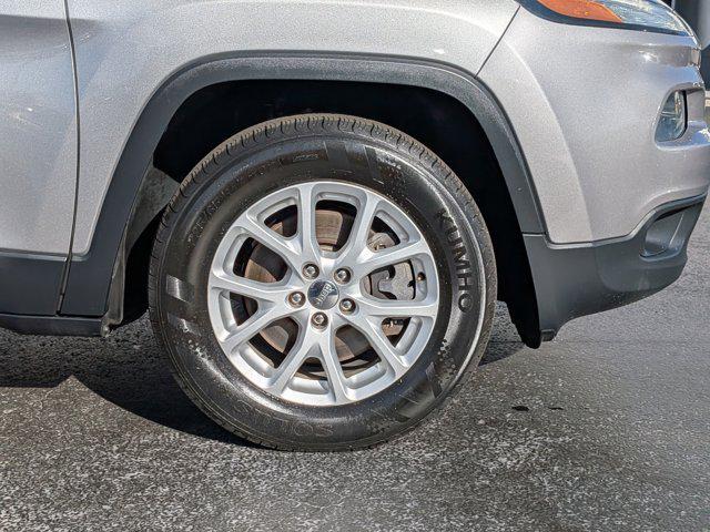 used 2016 Jeep Cherokee car, priced at $9,484