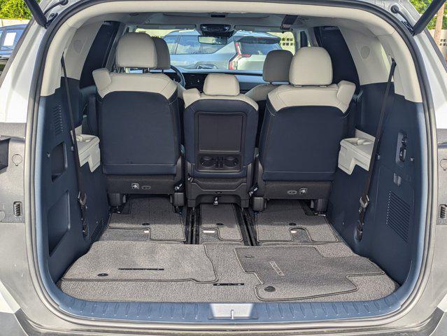 used 2025 Kia Carnival Hybrid car, priced at $48,995