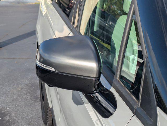 used 2025 Kia Carnival Hybrid car, priced at $48,995