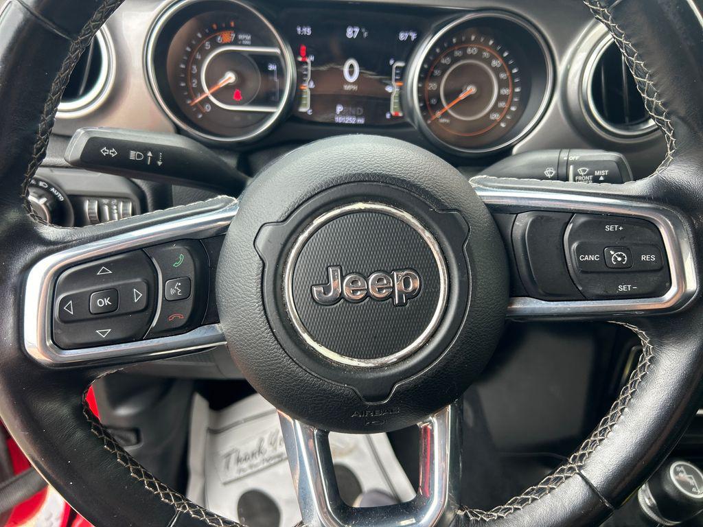 used 2021 Jeep Wrangler Unlimited car, priced at $22,048