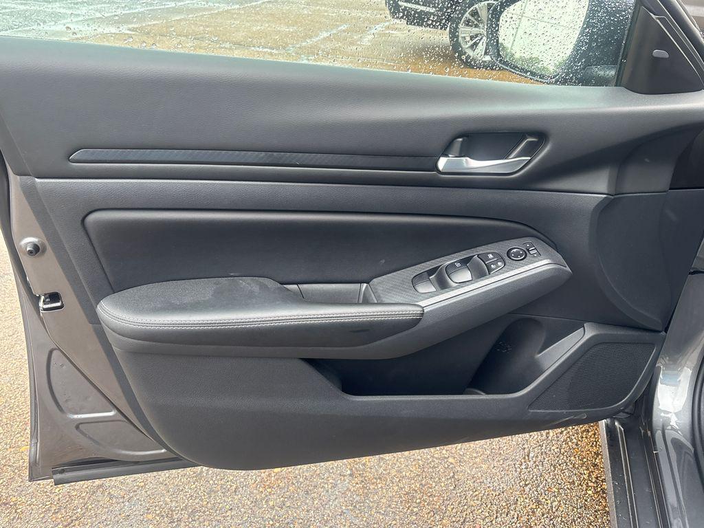 used 2025 Nissan Altima car, priced at $21,000