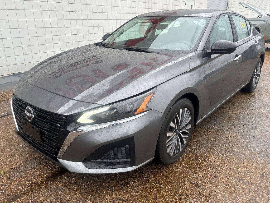 used 2025 Nissan Altima car, priced at $21,000