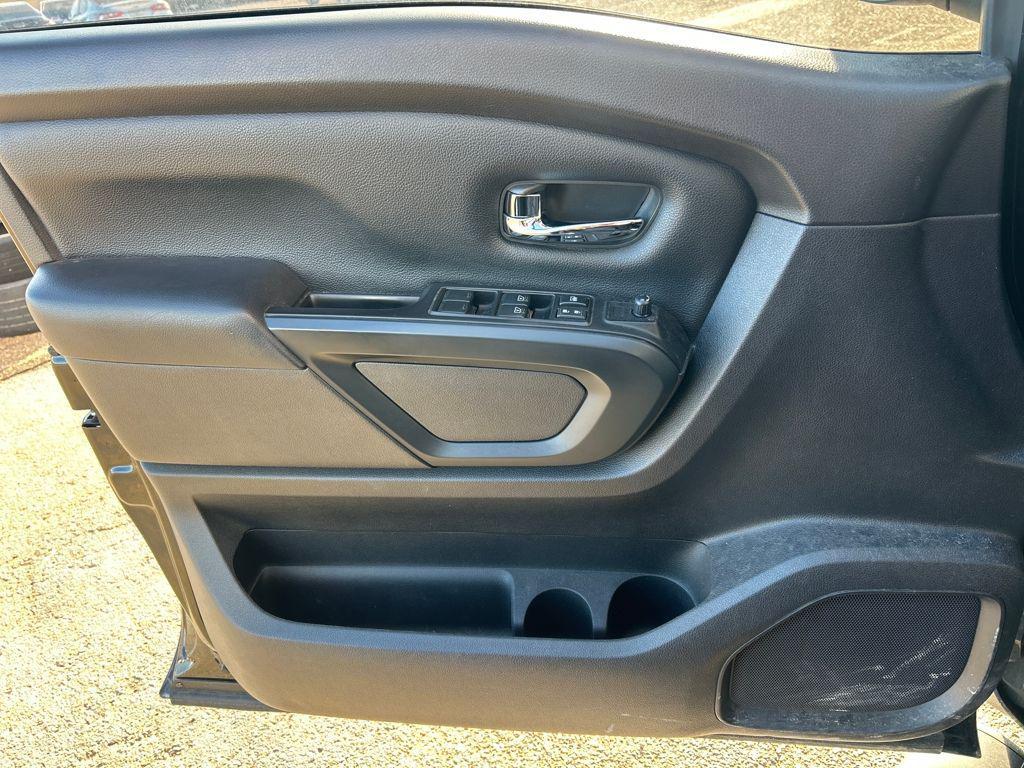 used 2019 Nissan Titan car, priced at $19,094