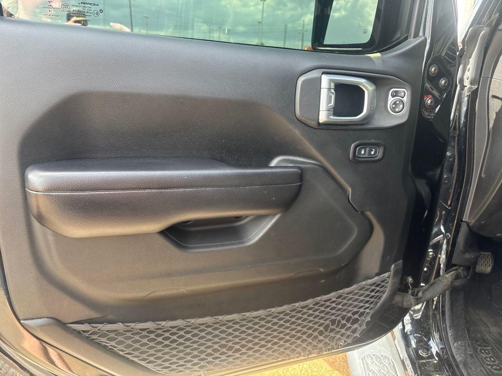 used 2019 Jeep Wrangler Unlimited car, priced at $21,035