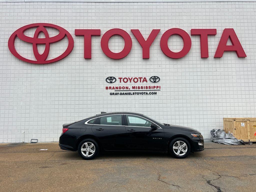 used 2019 Chevrolet Malibu car, priced at $9,179