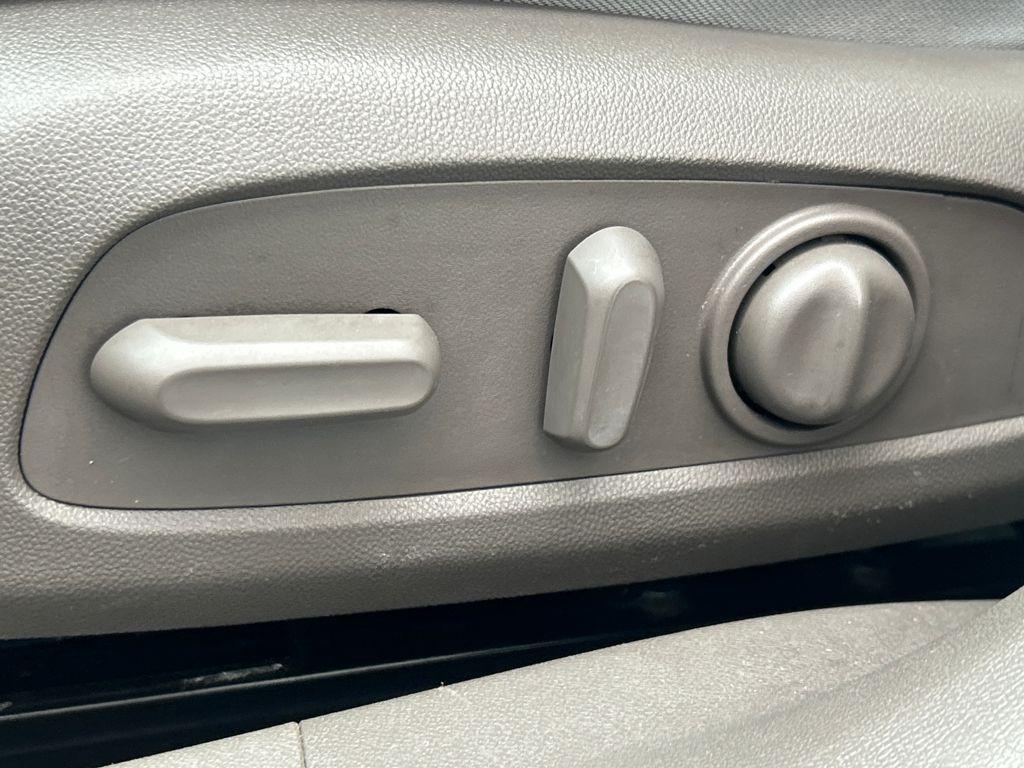 used 2019 Chevrolet Malibu car, priced at $9,179