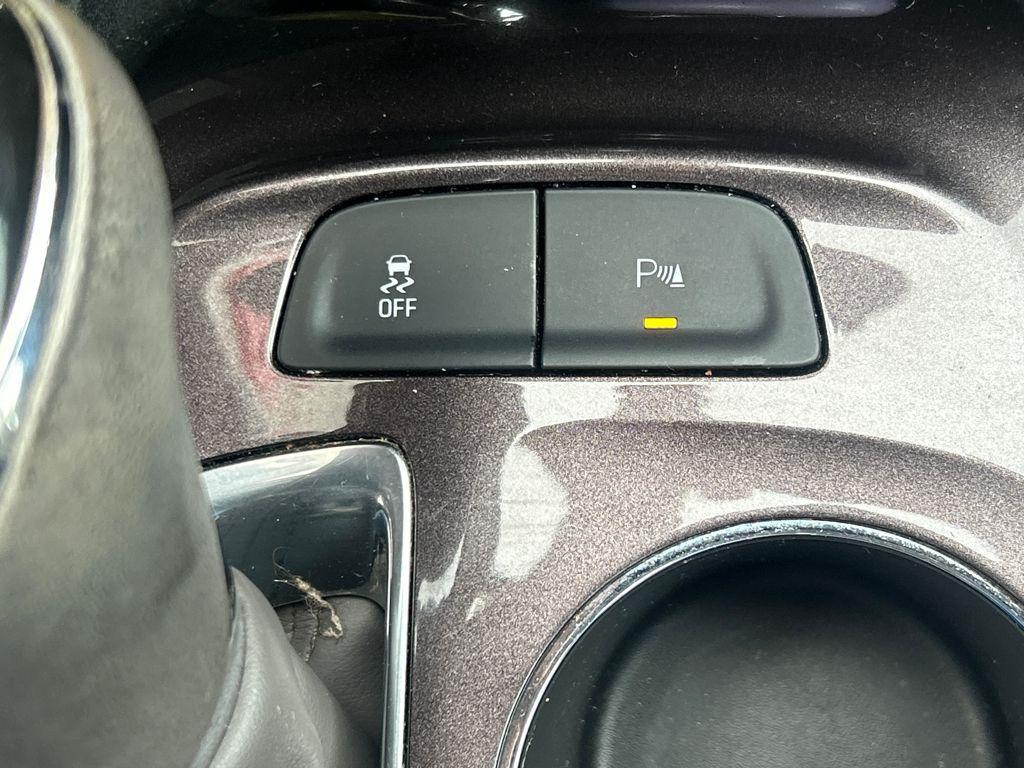 used 2019 Chevrolet Malibu car, priced at $9,179