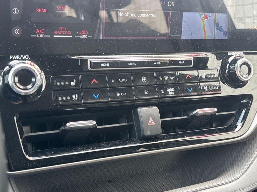 used 2021 Toyota Highlander car, priced at $26,150