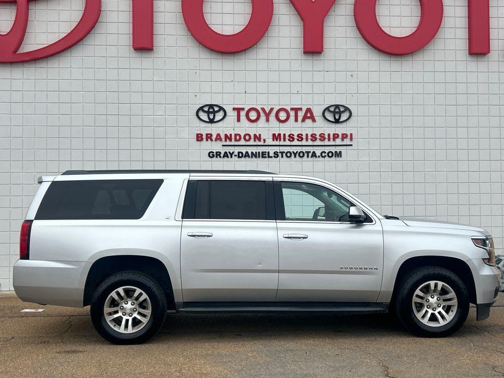 used 2017 Chevrolet Suburban car, priced at $18,520
