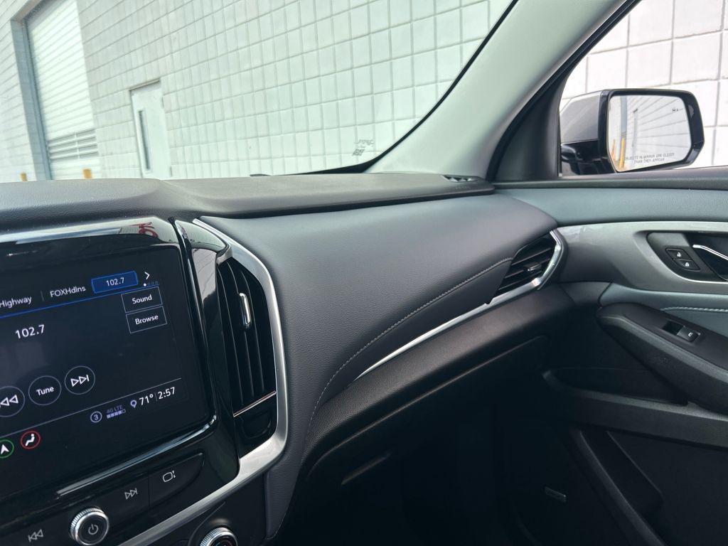 used 2020 Chevrolet Traverse car, priced at $17,019