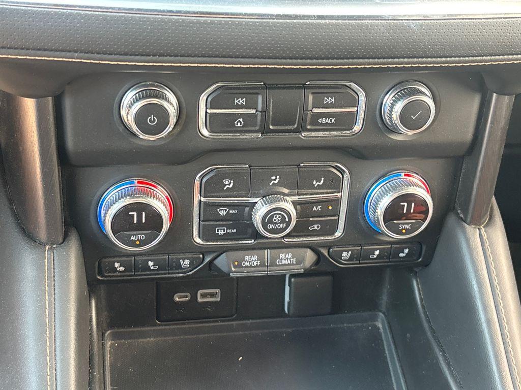 used 2021 GMC Yukon XL car, priced at $41,935