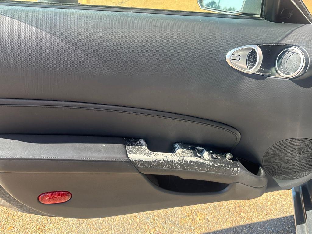 used 2006 Nissan 350Z car, priced at $11,100