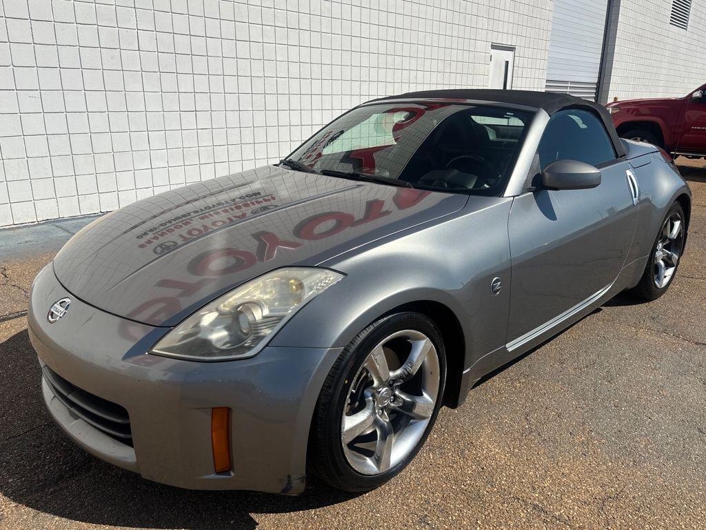 used 2006 Nissan 350Z car, priced at $11,440