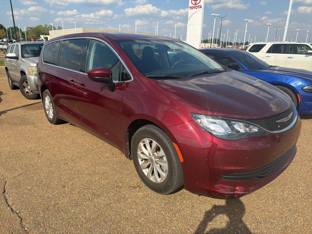used 2017 Chrysler Pacifica car, priced at $14,549