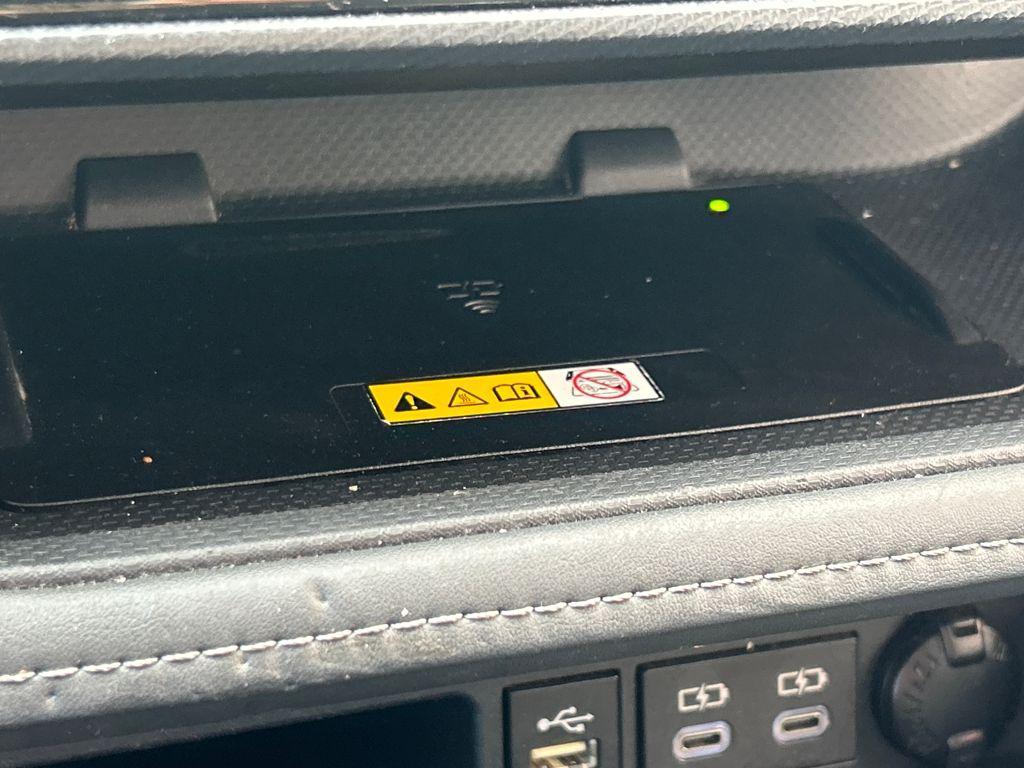 used 2024 Toyota Highlander car, priced at $28,318