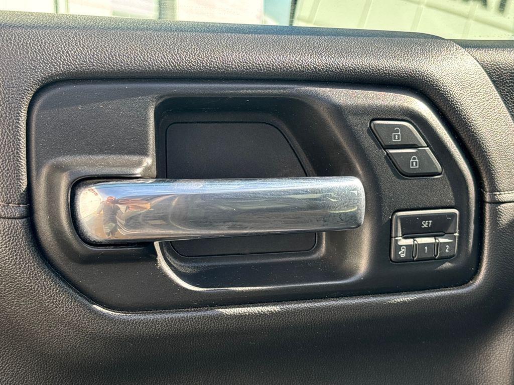 used 2020 GMC Sierra 1500 car, priced at $34,900