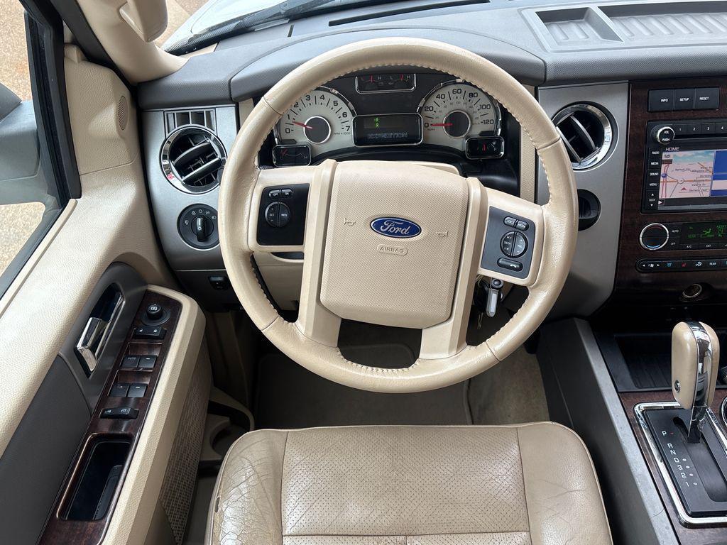 used 2014 Ford Expedition car, priced at $13,247