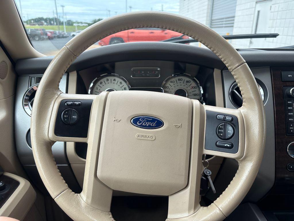 used 2014 Ford Expedition car, priced at $13,247