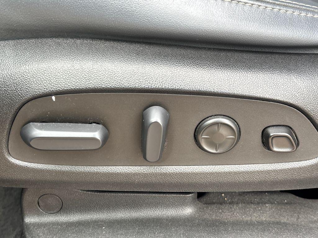 used 2022 Buick Enclave car, priced at $17,039