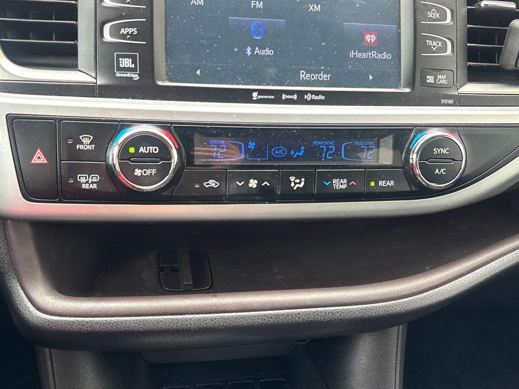 used 2016 Toyota Highlander car, priced at $15,156