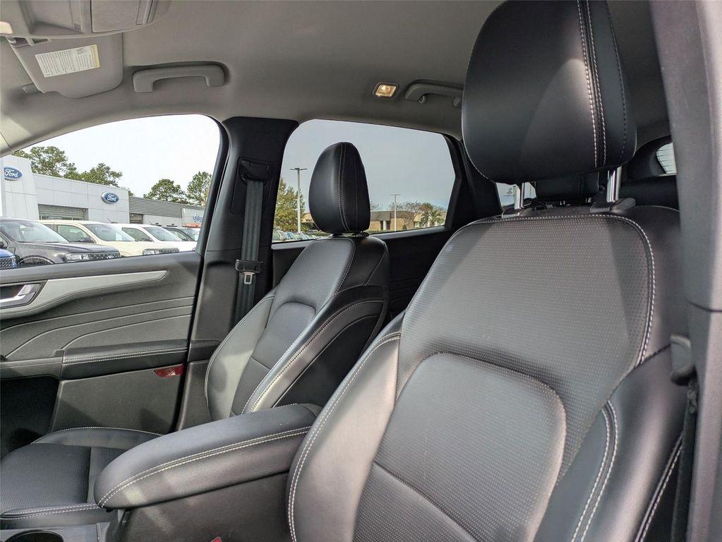 used 2023 Ford Escape car, priced at $26,995