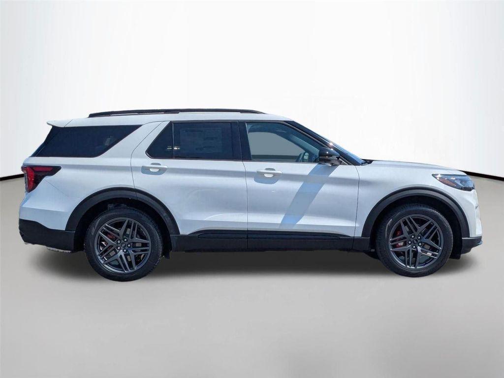 new 2025 Ford Explorer car, priced at $51,155
