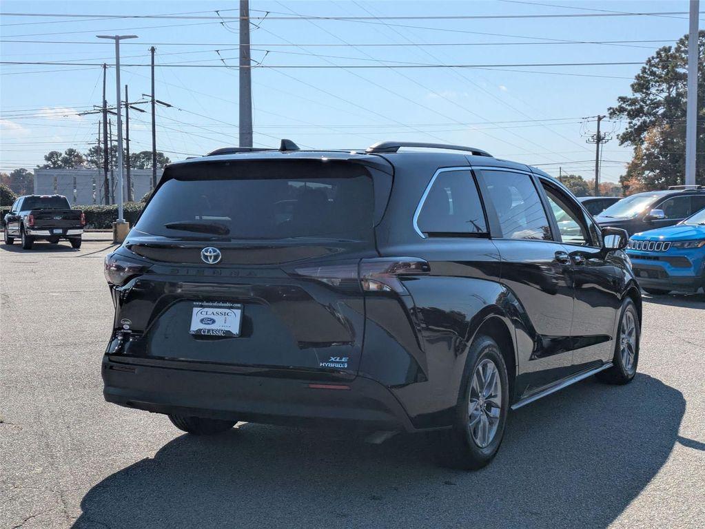 used 2024 Toyota Sienna car, priced at $38,295