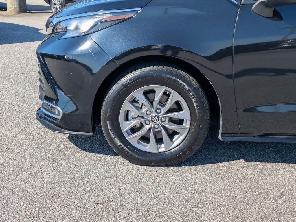 used 2024 Toyota Sienna car, priced at $38,295
