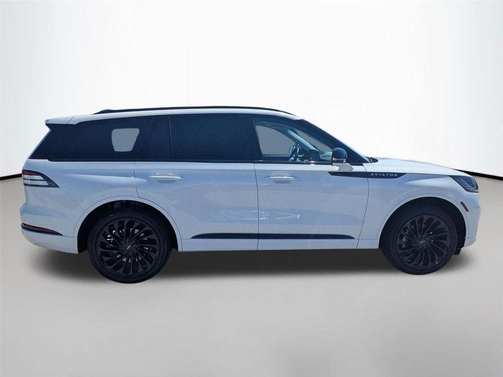 used 2025 Lincoln Aviator car, priced at $64,995