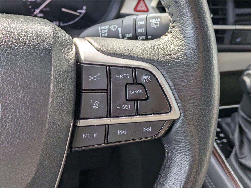 used 2024 Toyota Sienna car, priced at $41,995