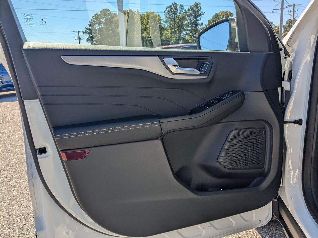 used 2024 Ford Escape PHEV car, priced at $30,495