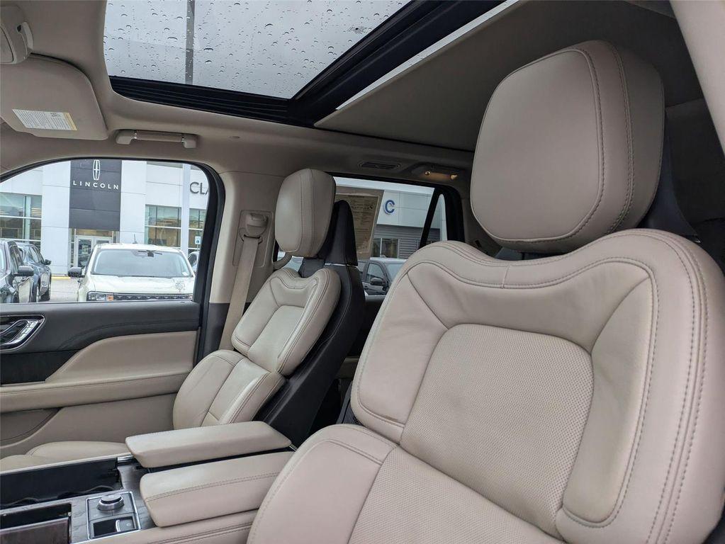 used 2023 Lincoln Navigator car, priced at $53,495