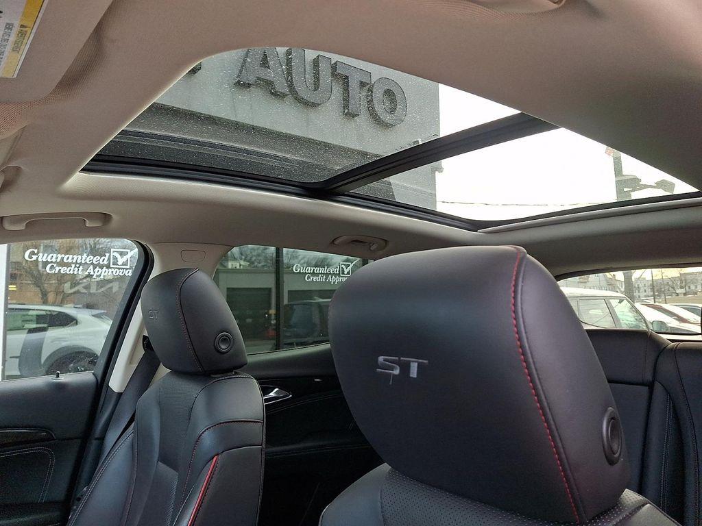 used 2023 Buick Envision car, priced at $20,395