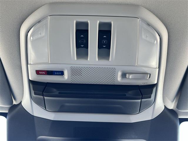 new 2025 Subaru Ascent car, priced at $46,218