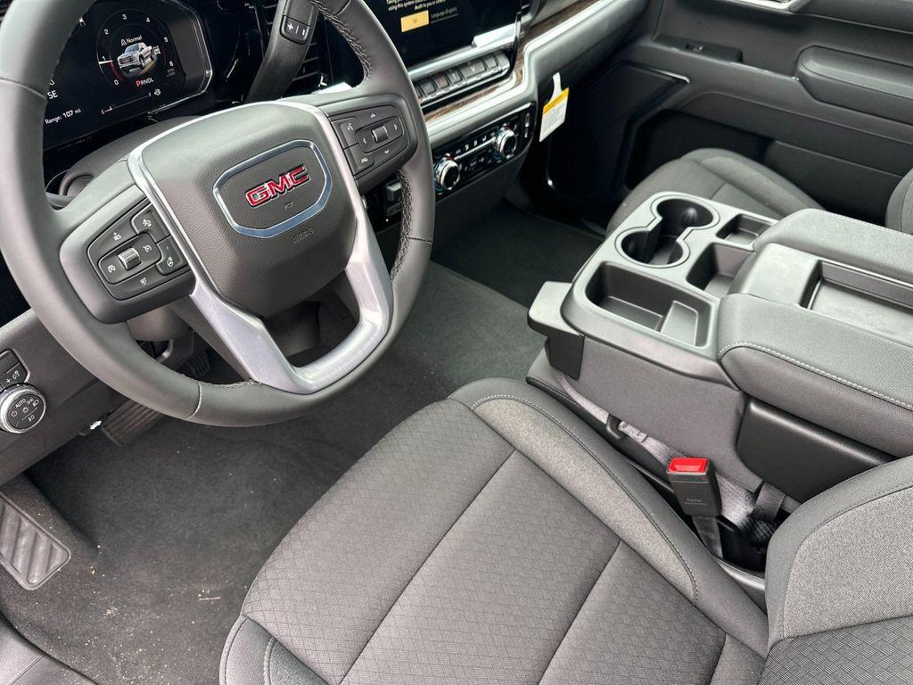 new 2026 GMC Sierra 1500 car, priced at $55,575