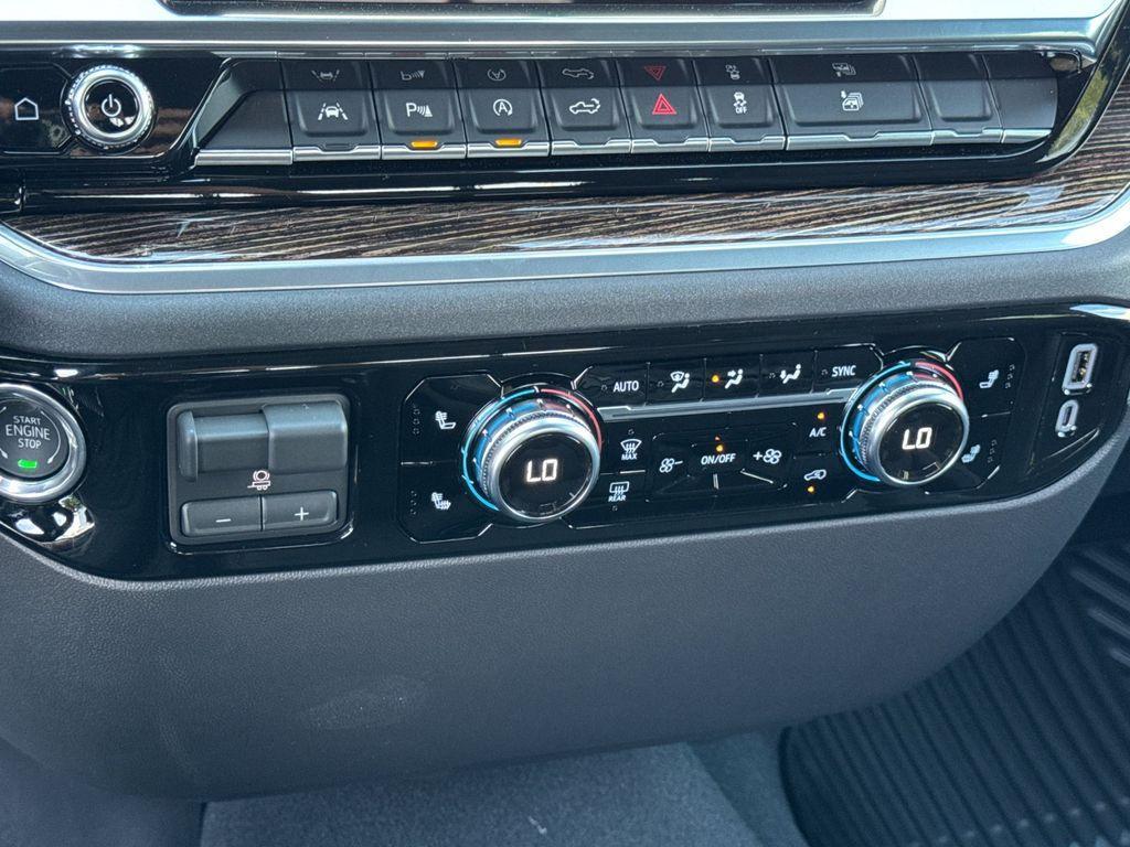 new 2026 GMC Sierra 1500 car, priced at $55,599