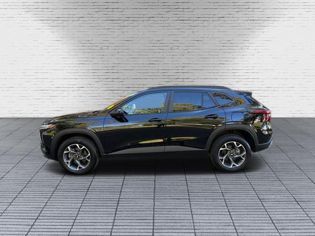 used 2024 Chevrolet Trax car, priced at $19,999
