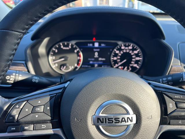 used 2019 Nissan Altima car, priced at $15,999