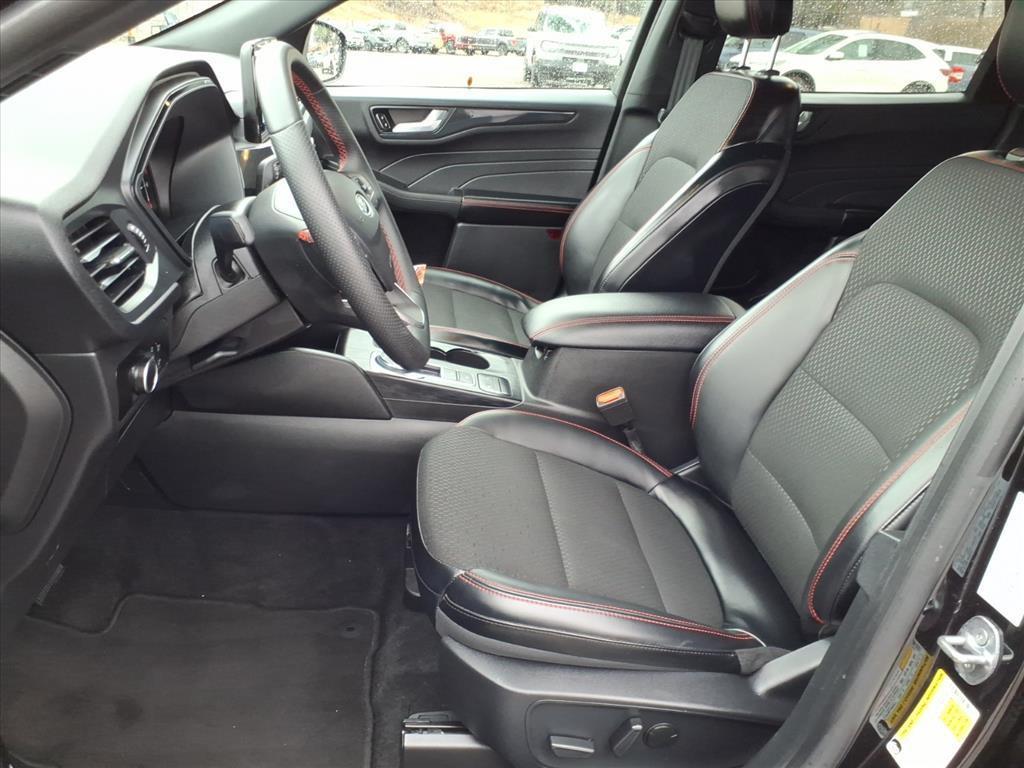 used 2025 Ford Escape car, priced at $24,463