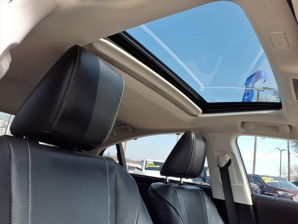 used 2022 Lexus ES 300h car, priced at $35,881