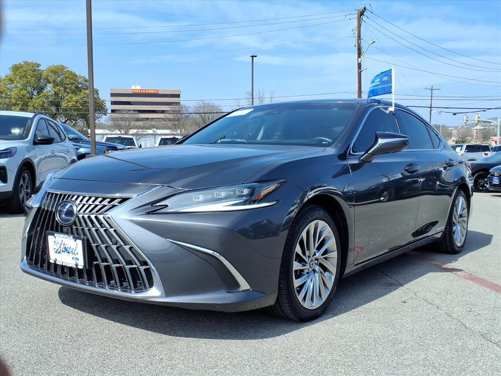 used 2022 Lexus ES 300h car, priced at $35,881