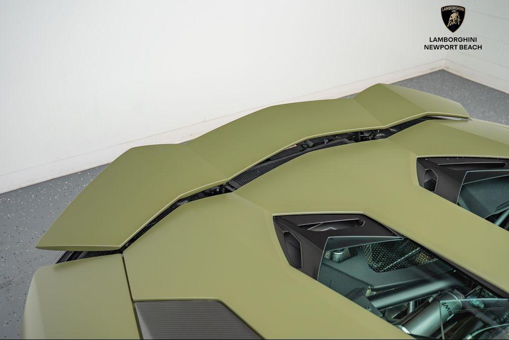 used 2022 Lamborghini Aventador SVJ car, priced at $899,988