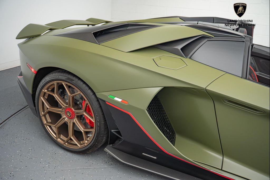 used 2022 Lamborghini Aventador SVJ car, priced at $899,988