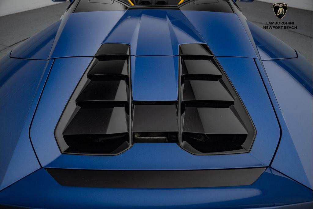 used 2023 Lamborghini Huracan EVO car, priced at $310,089